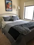 Walk to Hidden Valley’s Main Lodge - BRAND NEW KITCHEN with heated floor!!