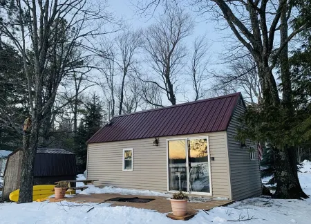 Lakefront Cabin... Ride To All The Snowmobile Trails From The Cabin