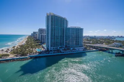 Ritz Carlton Hotel at Bal Harbour FL, 1147ft2!