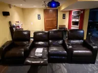 Family fun House - large fenced in backyard, Theater, Bean bag Lounge Hotéis em Appleton