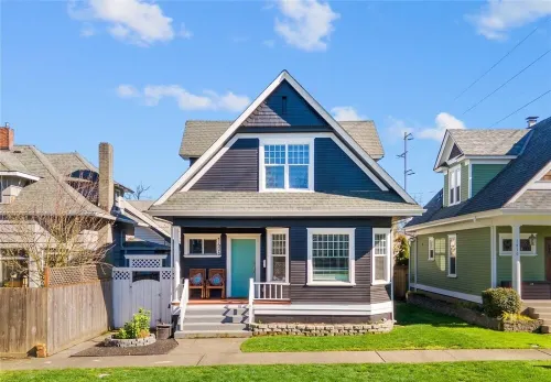 The Cushman House A: Unit A near 6th Ave UPS UW Ruston