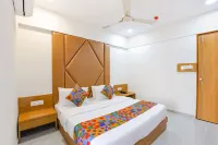 FabHotel Crystal I - Gandhinagar