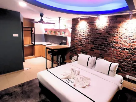 Smile Hotel Serdang South City Отели рядом с достопримечательностью «Майнс Шопинг Молл»