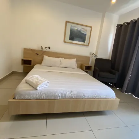 Luxury Studio Apartment at the Gallery