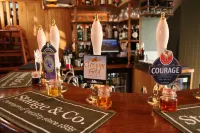 The Erskine Arms - bar
