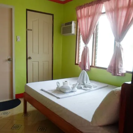 Amos Digue Pension House