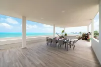 Villa Punta Sam - Beachfront Luxury Villa