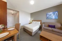 Park Regis Concierge Apartments - 4 Yıldız