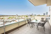 Hume Serviced Apartments - Mountain view