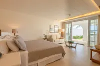 Villa Raphael