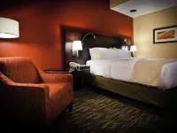 Pearl Street Hotel & Suites Hotels in La Crosse