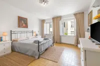Lucca Old Town Apartment - 2-Star