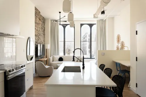 Maison Place Jacques-Cartier by Luxury in Transit - Homestays