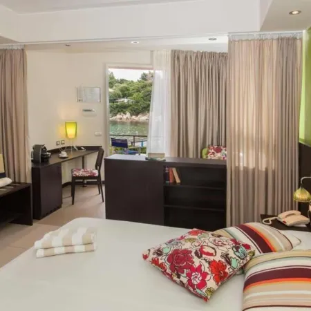 Hotel Desiree