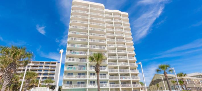 Tradewinds Condos by Hosteeva Hotels in Orange Beach