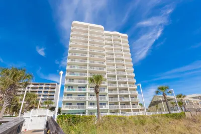 Tradewinds Condos by Hosteeva Hotels in Orange Beach