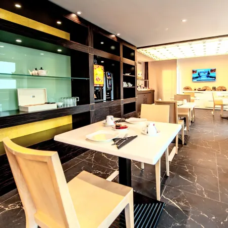 Best Western Hotel Journel Antibes-Juan-Les-Pins