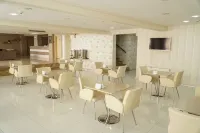 HOTEL CINAS