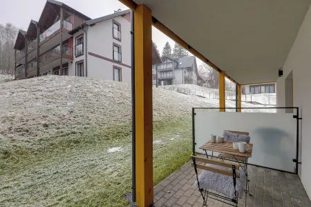 RentPlanet - Osada Górska Отели рядом с достопримечательностью «Golden View»