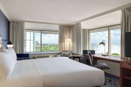 Wyndham Fallsview Hotel