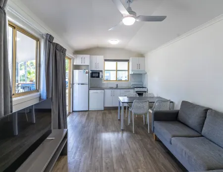 Nrma Blue Dolphin Yamba Holiday Resort