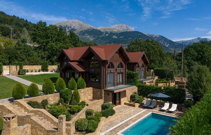 Evritos Villas & Suites with Pool