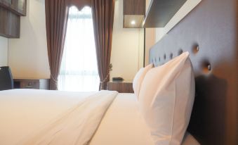 Luxury 1Br Apartment at Pejaten Park Residence