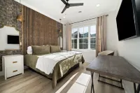 Buck Creek Bnb Hotels in Alabaster