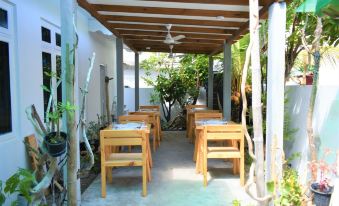 Explore Island Inn
