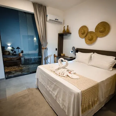 Maly Boutique Hotel Отели рядом с достопримечательностью «Пляж Сабиагуаба»