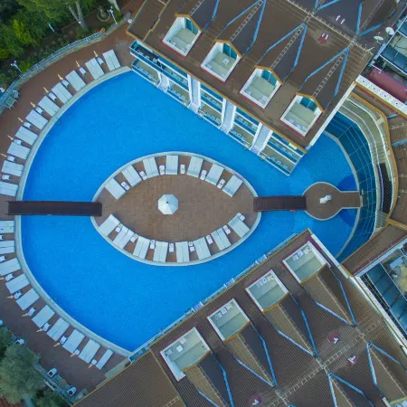 Ocean Blue High Class Hotel & Spa