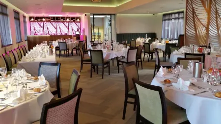 Roffey Park Venue Отели в г. Слинфолд