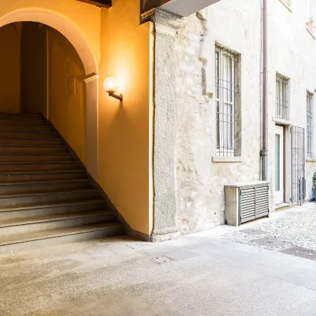 Palazzo Del Pero Luxury Attic - Bymyhomeincomo