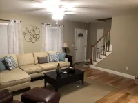 Immaculate Cape Cod Family Retreat- minutes from Ponds, Lakes, and Ocean! Hotels in Sandwich