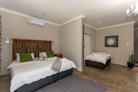 Woodpeckers Guest House