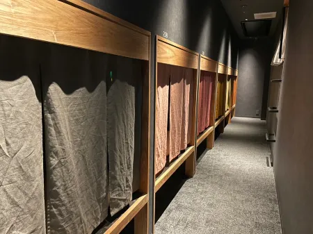 Sauna & Stay Отели рядом с достопримечательностью «Banyan Tree»