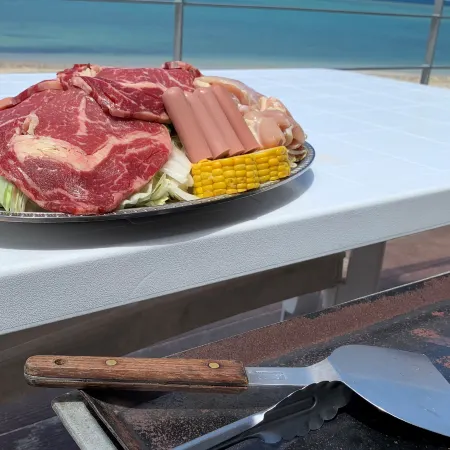 Hotel & Restaurant on the Beach Lue