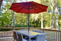 The Sunrise! Close to Wake forest University. 2 King beds. Quiet neighborhood!