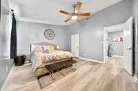 Cozy, modern 2 story townhome!
