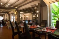 Logis Hôtel Médiéval, Montélimar Nord