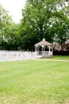 Gorgeous 3BR Cabin with Pool Mins to Riverwalk Hotels in Wetumpka