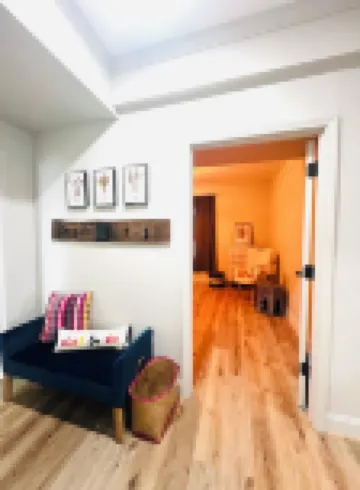 Downtown Brick-Rome Retreat, 2 Bedroom/2Bathroom and 2 Sleeper Sofas