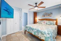 Oceanfront Lanai and Snorkeling Gear - Charming Coastal Retreat