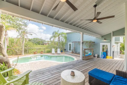 Secluded Pool Oasis and Nature Preserve - Peaceful Beach Retreat