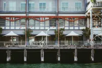 Pier One Sydney Harbour, Autograph Collection Hotels near Harbour View Hotel