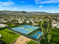Luxury Golf Course Retreat in Indian Wells - Mountain view