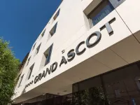Grand Ascot Hotel Hotel berhampiran Dragon’s Den