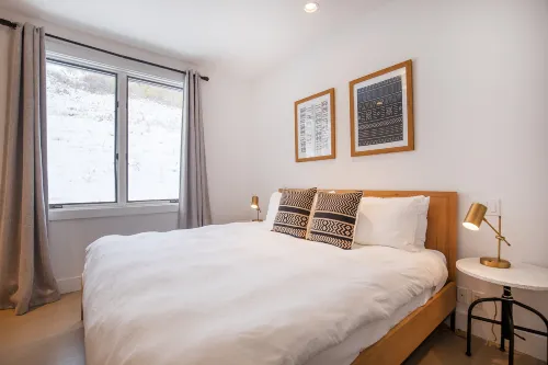 Ski in Out Access and Cozy Fireplace - Stunning Mountain Sanctuary Hotels in Mountain Village
