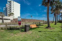 Stunning Ocean Views and Lavish Amenities - Elegant Coastal Sanctuary