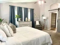 Fantastic Family Fun 5BR w Pool/Spa in Gilbert